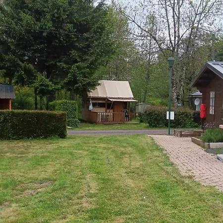 Campsite Mobil Avec Terrasse - 3 Pers. - Api-1-52-2028 La Tour-d'Auvergne
