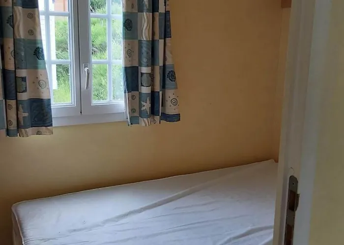 Mobil Avec Terrasse - 3 Pers. - Api-1-52-2028 * Ла-Тур-д'Овернь